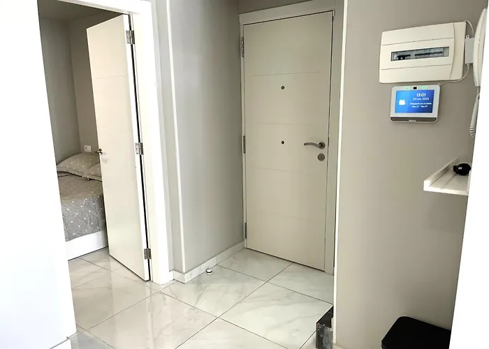 Atico Dio Vista Tipo Duplex Con Terraza Soleada Lägenhet *