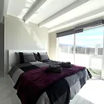 Atico Dio Vista Tipo Duplex Con Terraza Soleada *