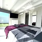 Atico Dio Vista Tipo Duplex Con Terraza Soleada