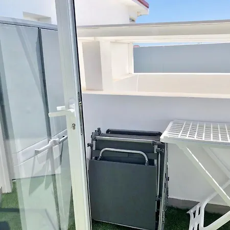 Atico Dio Vista Tipo Duplex Con Terraza Soleada شقة