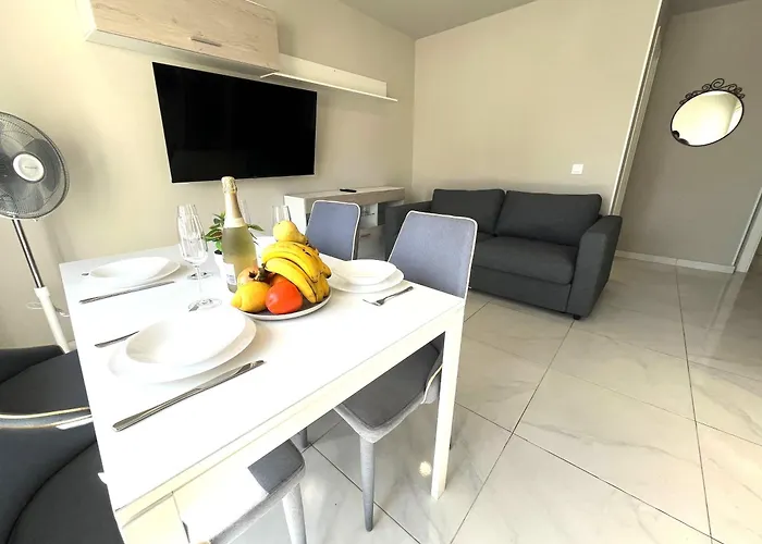 Atico Dio Vista Tipo Duplex Con Terraza Soleada