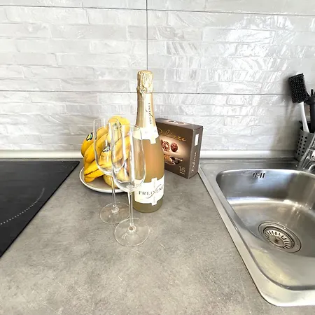 Atico Dio Vista Tipo Duplex Con Terraza Soleada 公寓 *