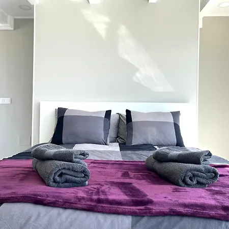 Atico Dio Vista Tipo Duplex Con Terraza Soleada